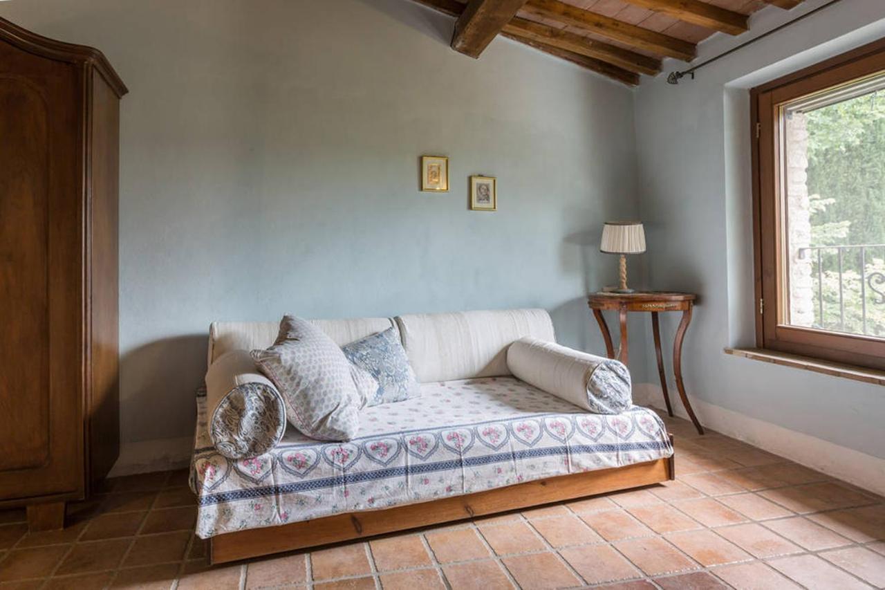 Agriturismo Il Poggio Degli Scoiattoli Bed & Breakfast Perugia Dış mekan fotoğraf