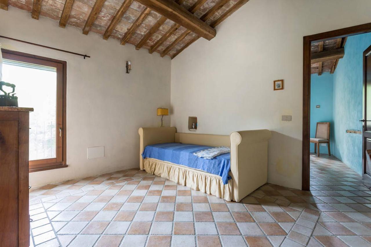 Agriturismo Il Poggio Degli Scoiattoli Bed & Breakfast Perugia Dış mekan fotoğraf