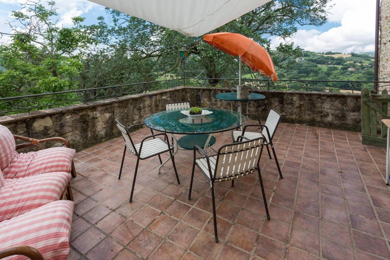 Agriturismo Il Poggio Degli Scoiattoli Bed & Breakfast Perugia Dış mekan fotoğraf